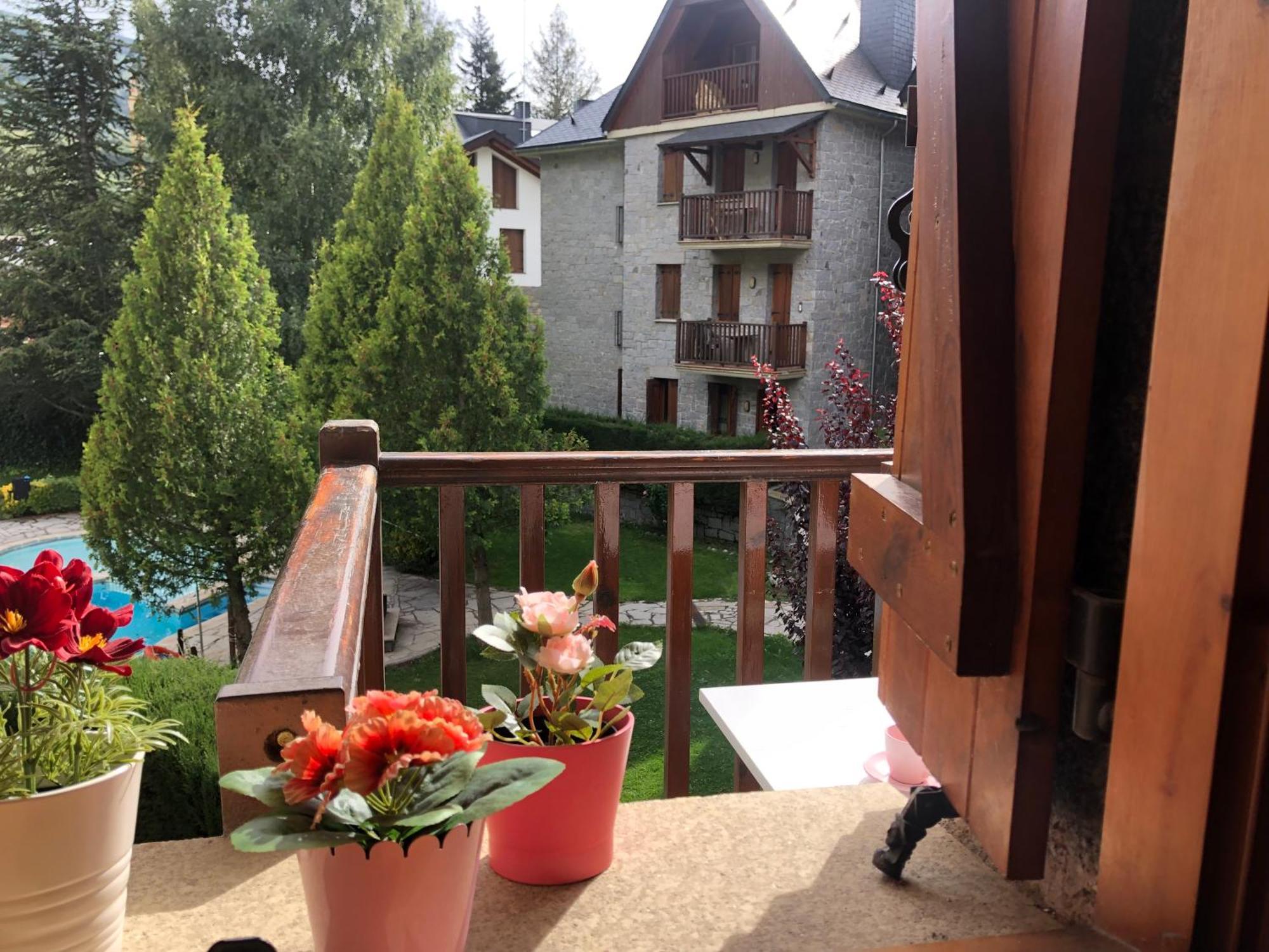 Ferienwohnung El Rincon Del Alba Benasque Exterior foto